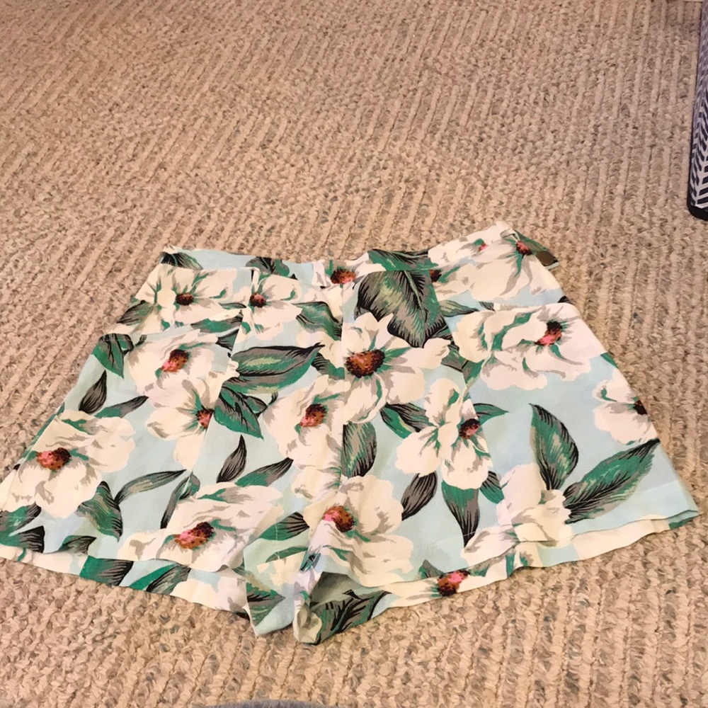 Patterned shorts